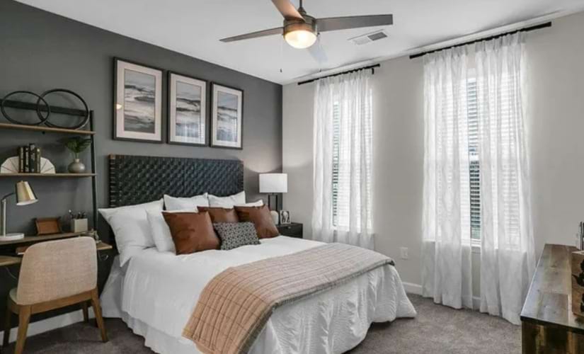 B2 - 2 bedroom floorplan layout with 2 bathrooms and 1204 square feet